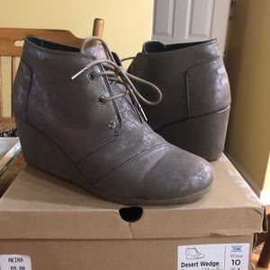TOMS booties